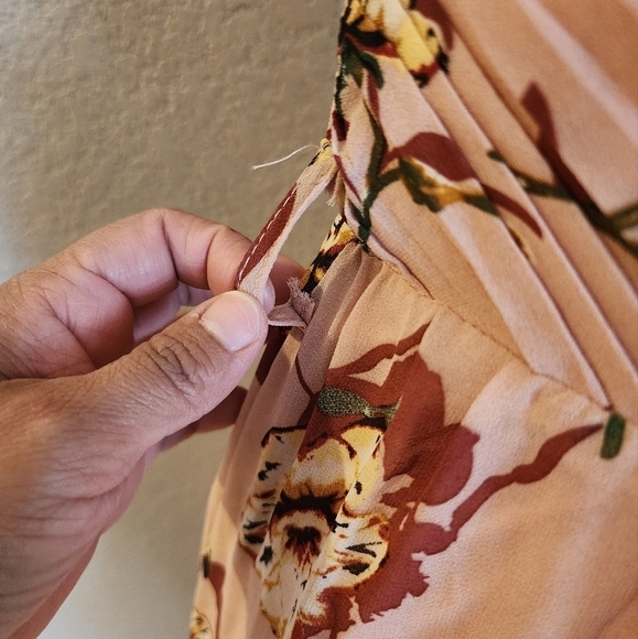 Milk & Honey maxi floral dress size Small New - Picture 3 of 10